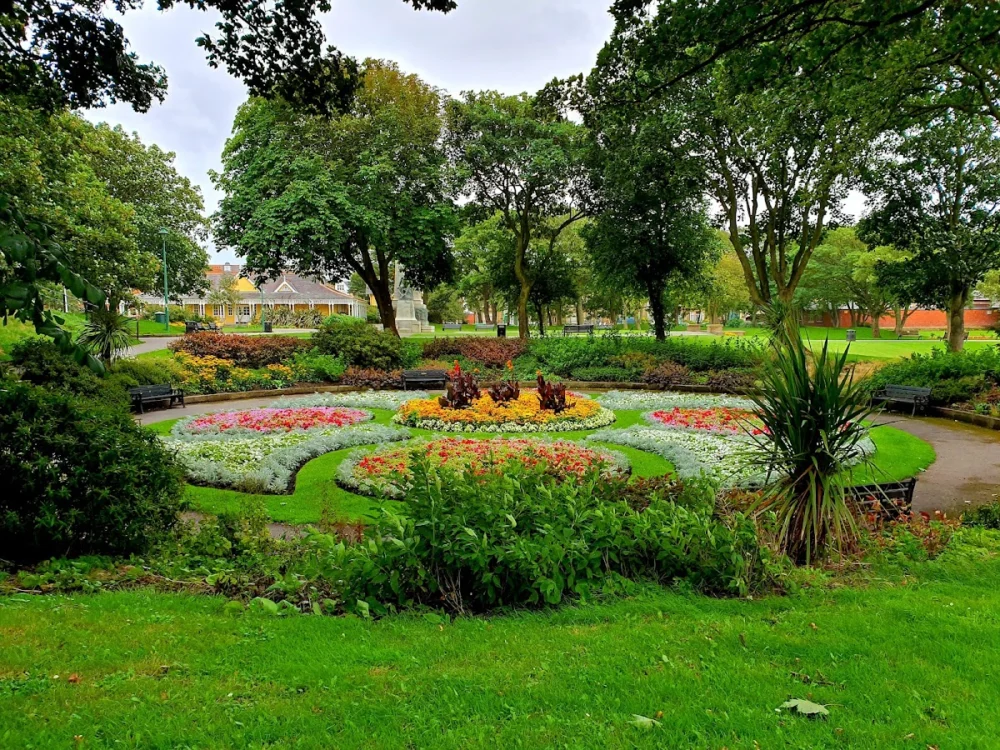 Ashton Gardens