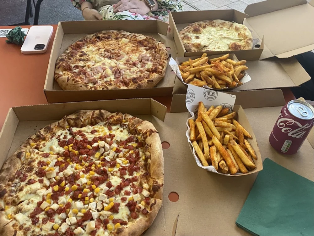 Louie's Pizza