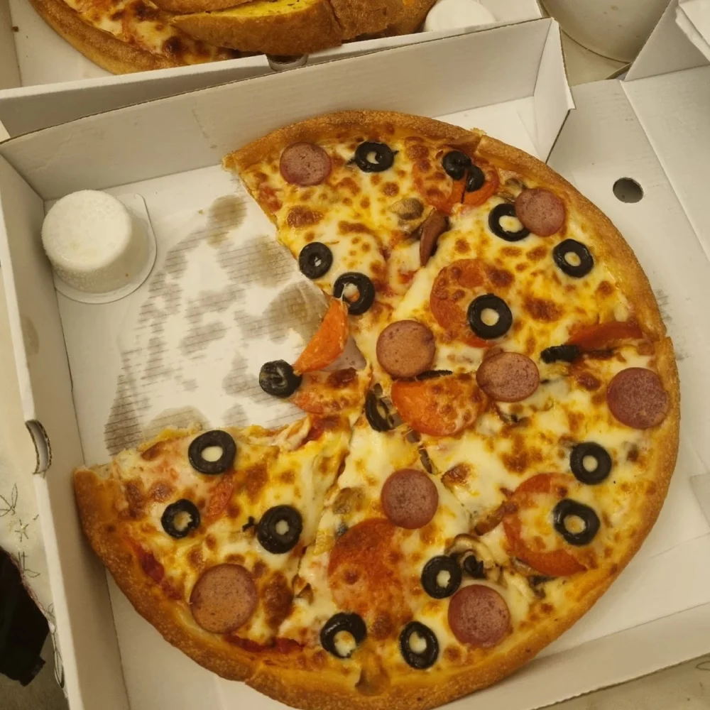 Pizza Hot 4 U