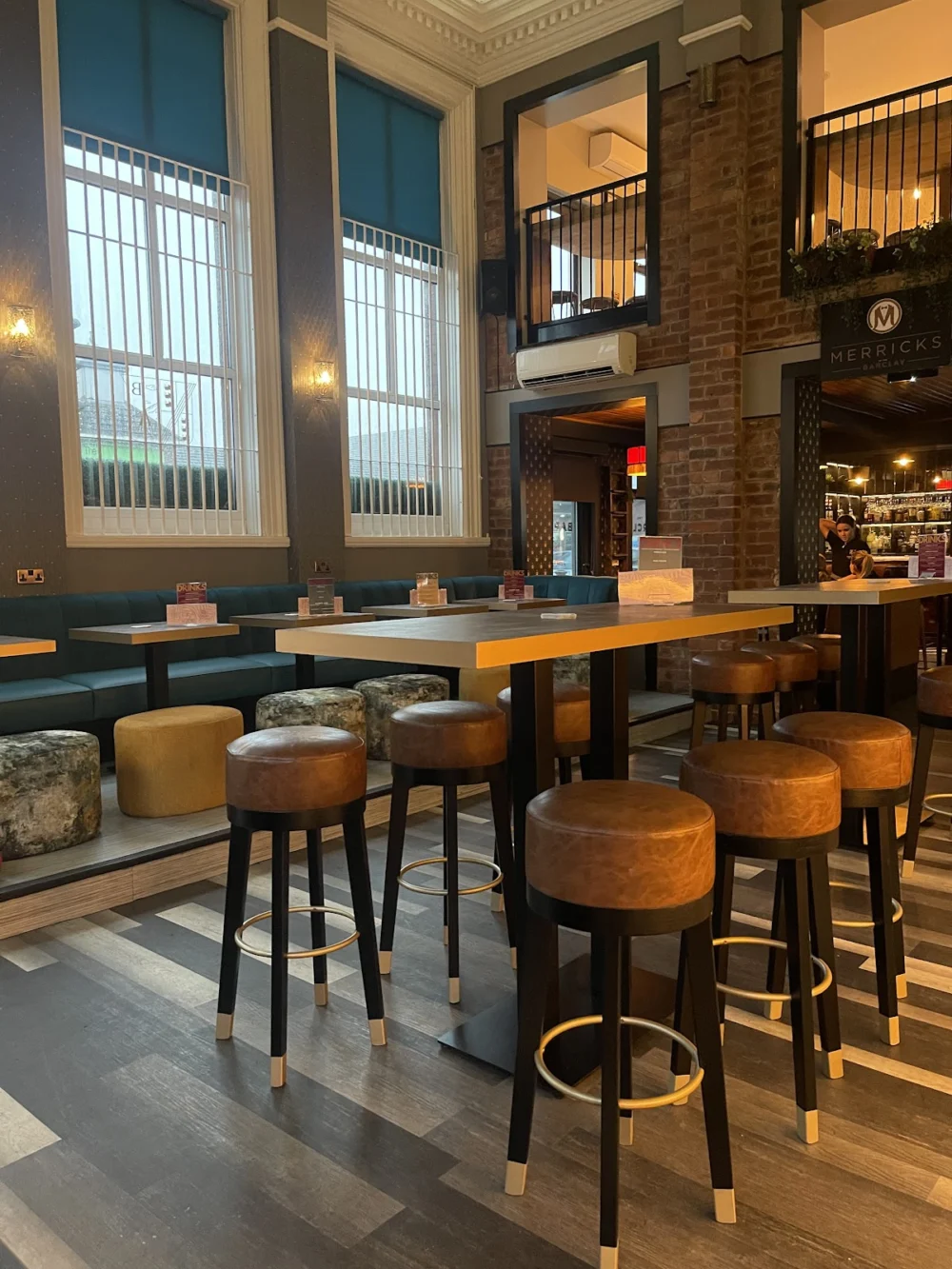 The Barclay Pizza & Prosecco